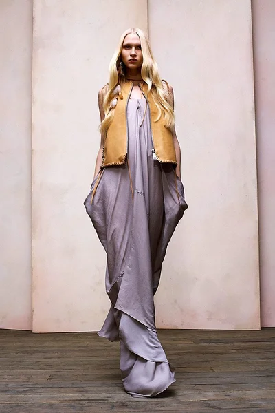 Look 11